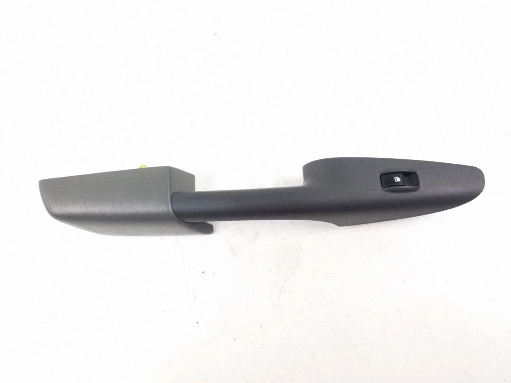 Rear door handle trim – Hyundai Tucson JM (2004-2009)