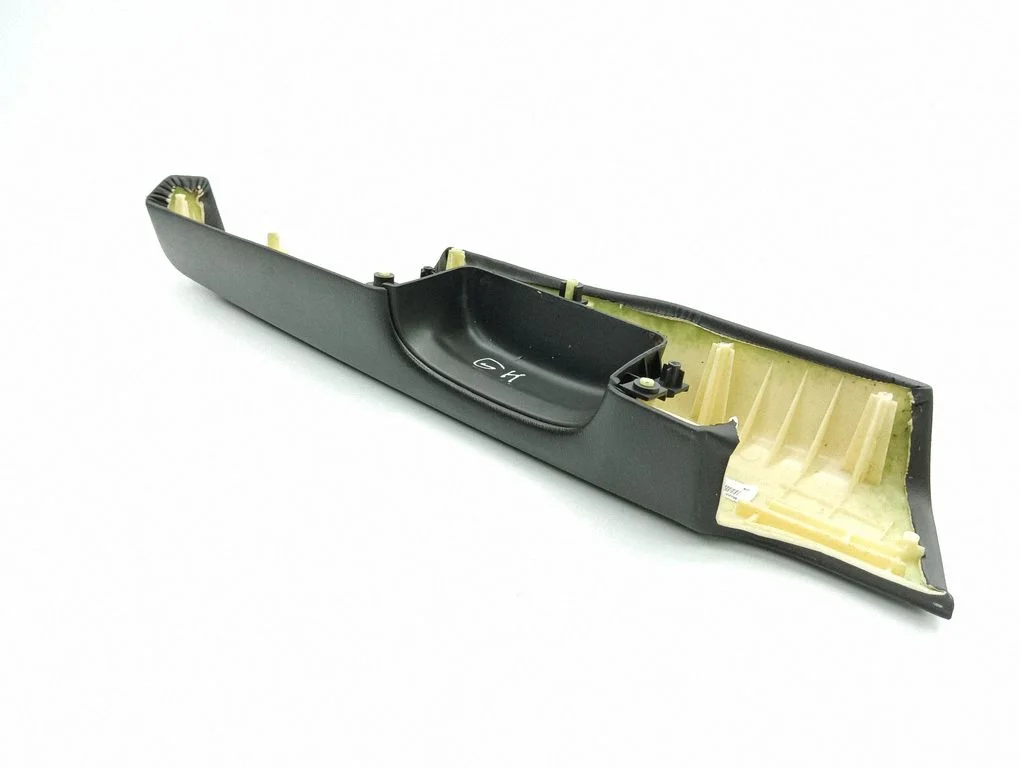 Rear door handle trim M833602B000HZ