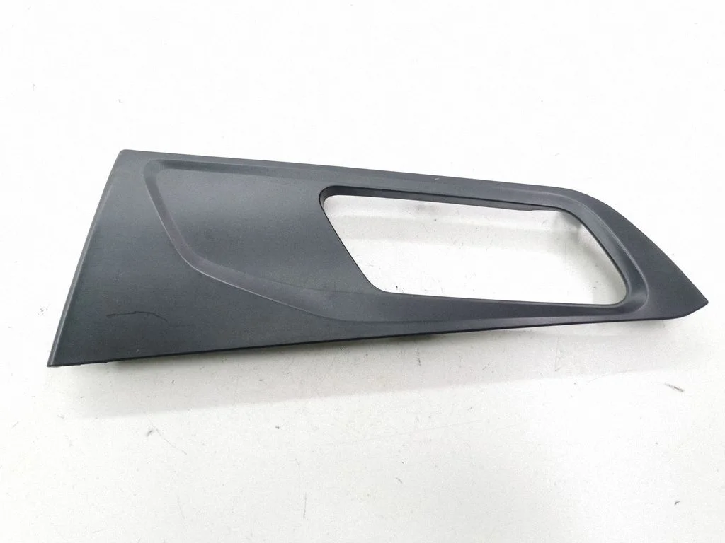 Rear door handle trim 98011516