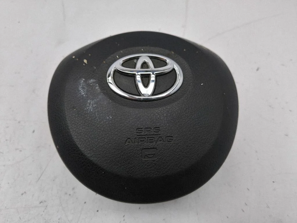 Steering wheel airbag 451300D350C2