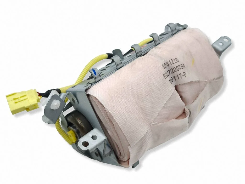 Passenger airbag 0589P1000907