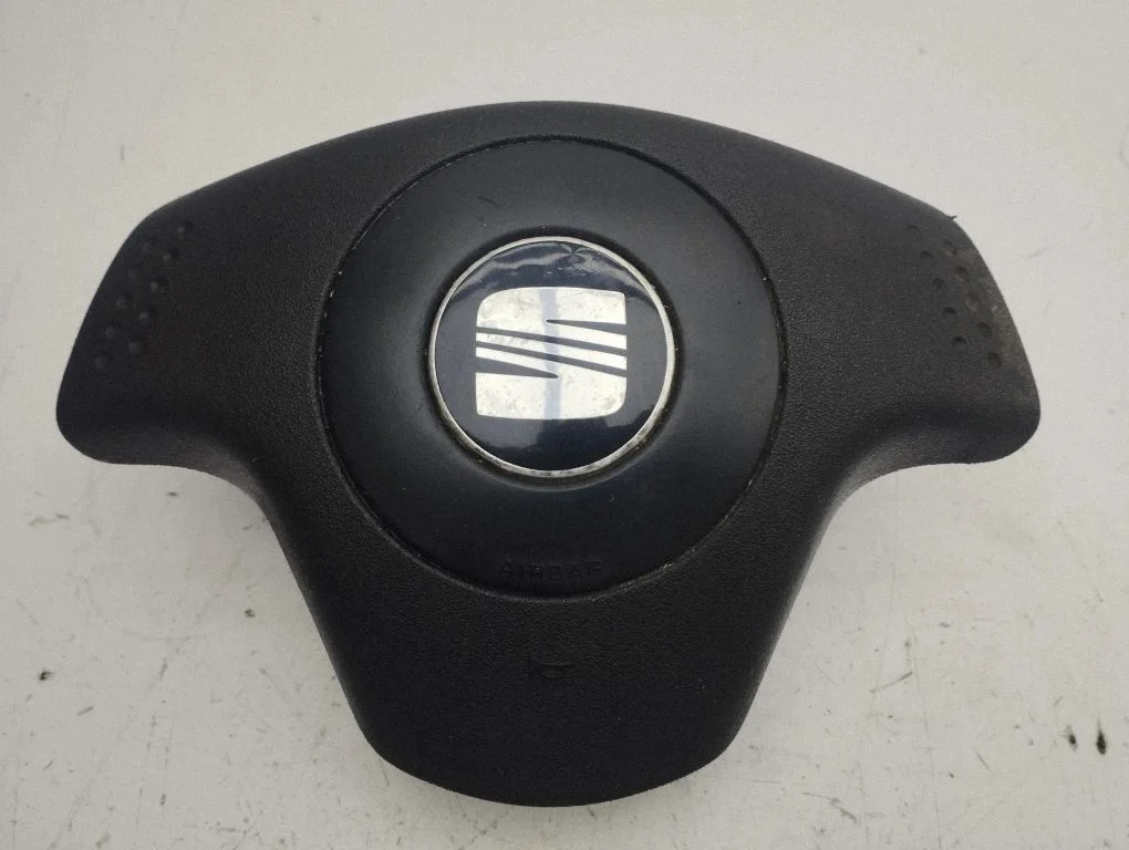 Steering wheel airbag