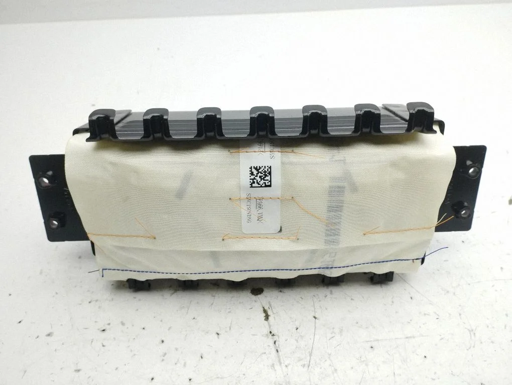 Passenger airbag 641046811D