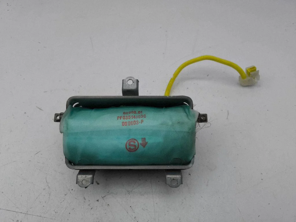 Passenger airbag