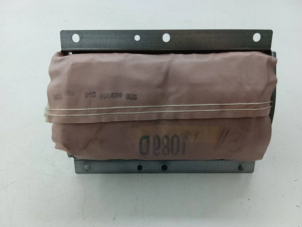 Passenger airbag 8686592