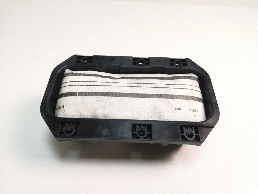 Passenger airbag AM51R042B84AD