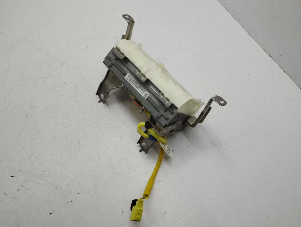 Passenger airbag DEK5001