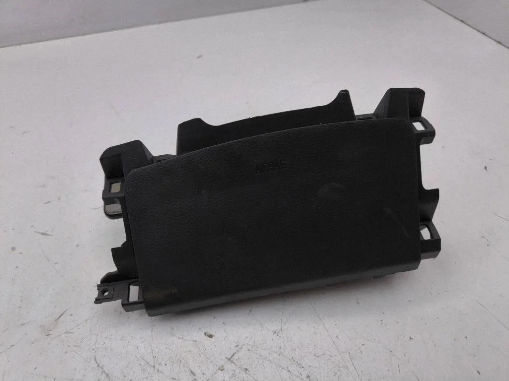 Põlveturvapadi 569703Z100RY