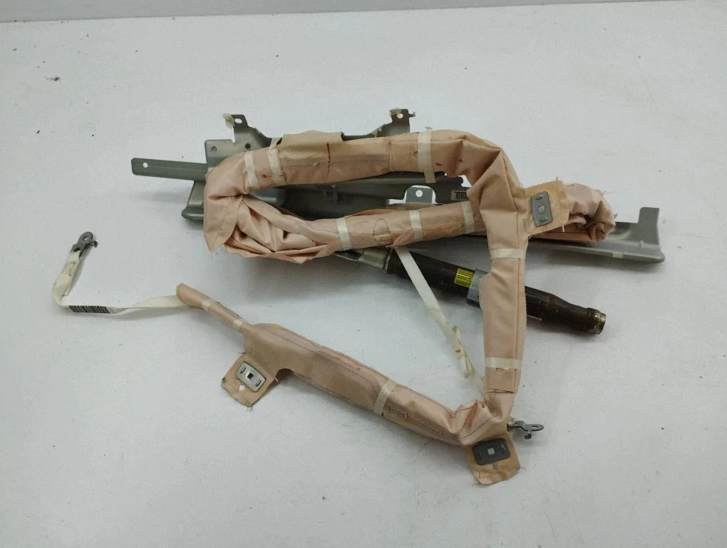 Roof airbag 6066043
