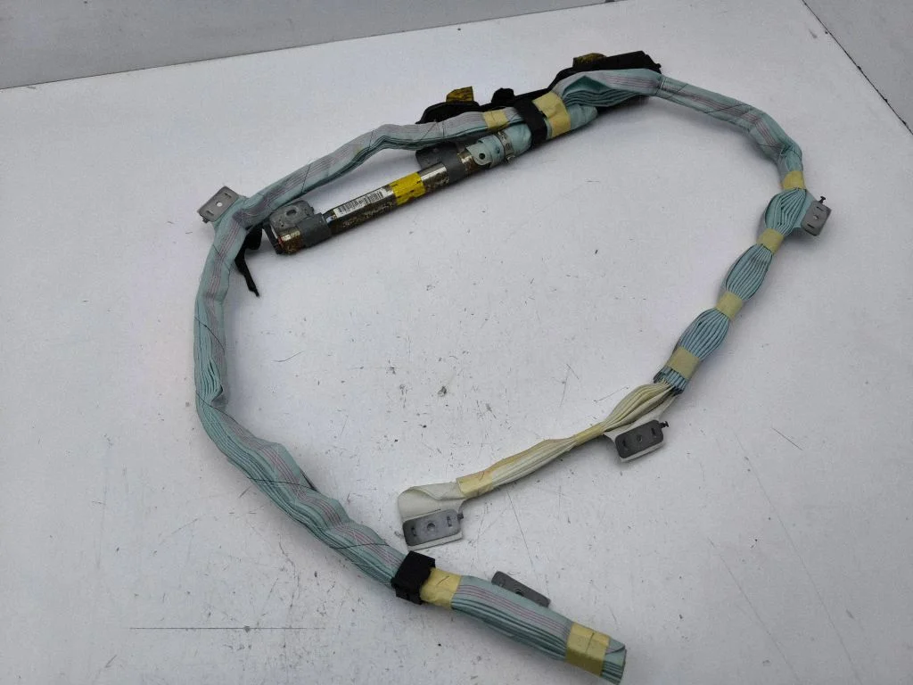 Roof airbag – right