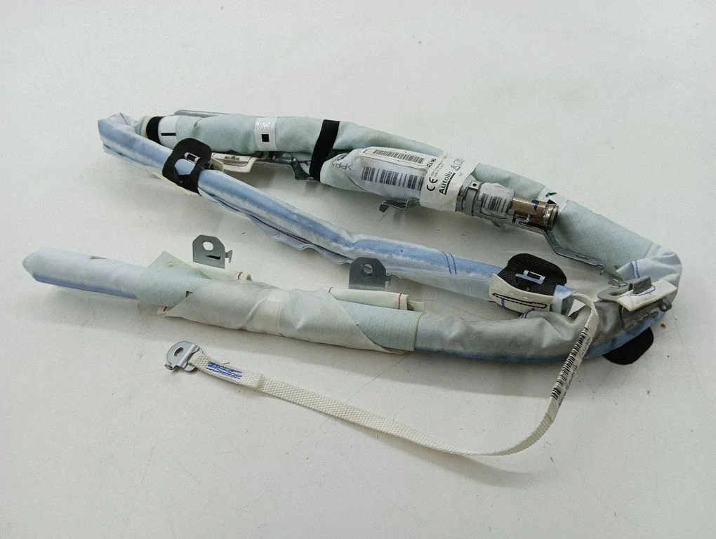 Katuse turvapadi (kardin) 6247257