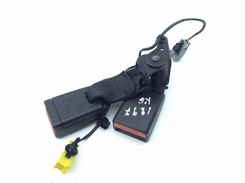 Rear seatbelt buckle HK83613K21A