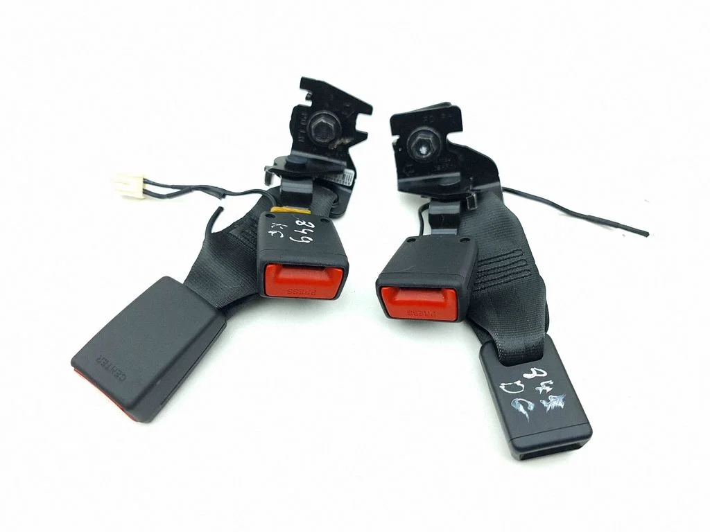 Rear seatbelt buckle 89830G4000