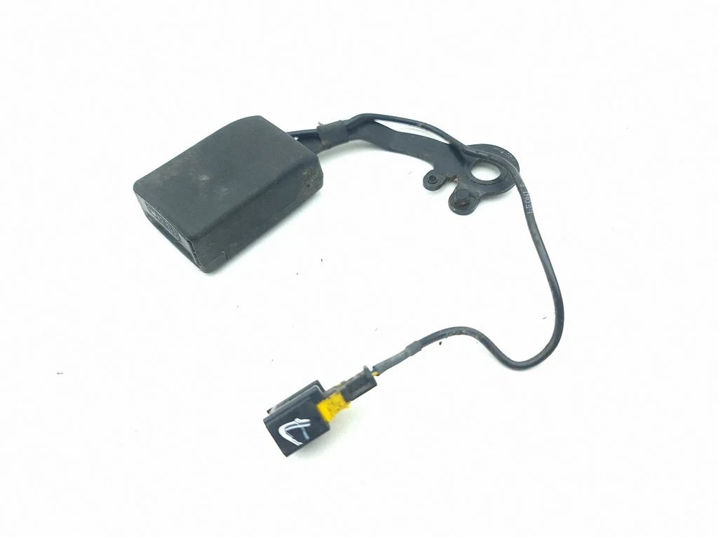 Rear seatbelt buckle 98001489XT
