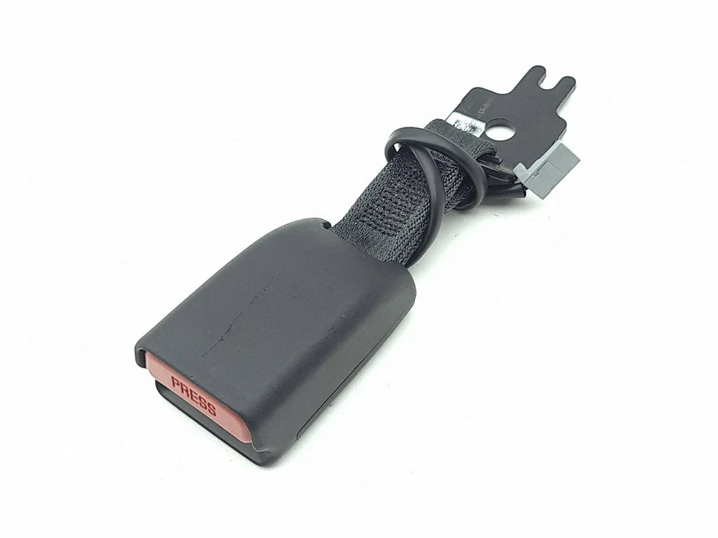Rear seatbelt buckle 888432903R