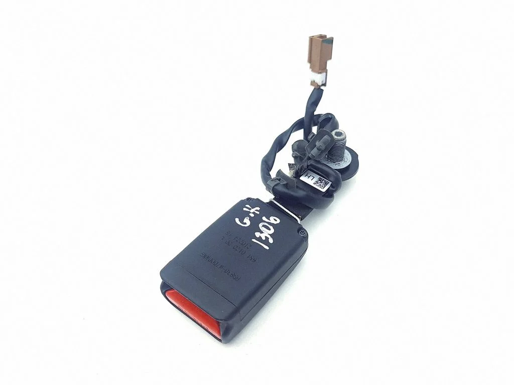 Rear seatbelt buckle 89830N7000