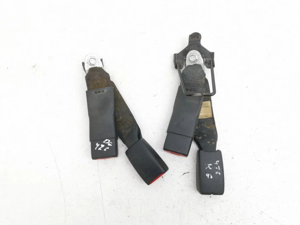 Rear seatbelt buckle TKAB0EH917