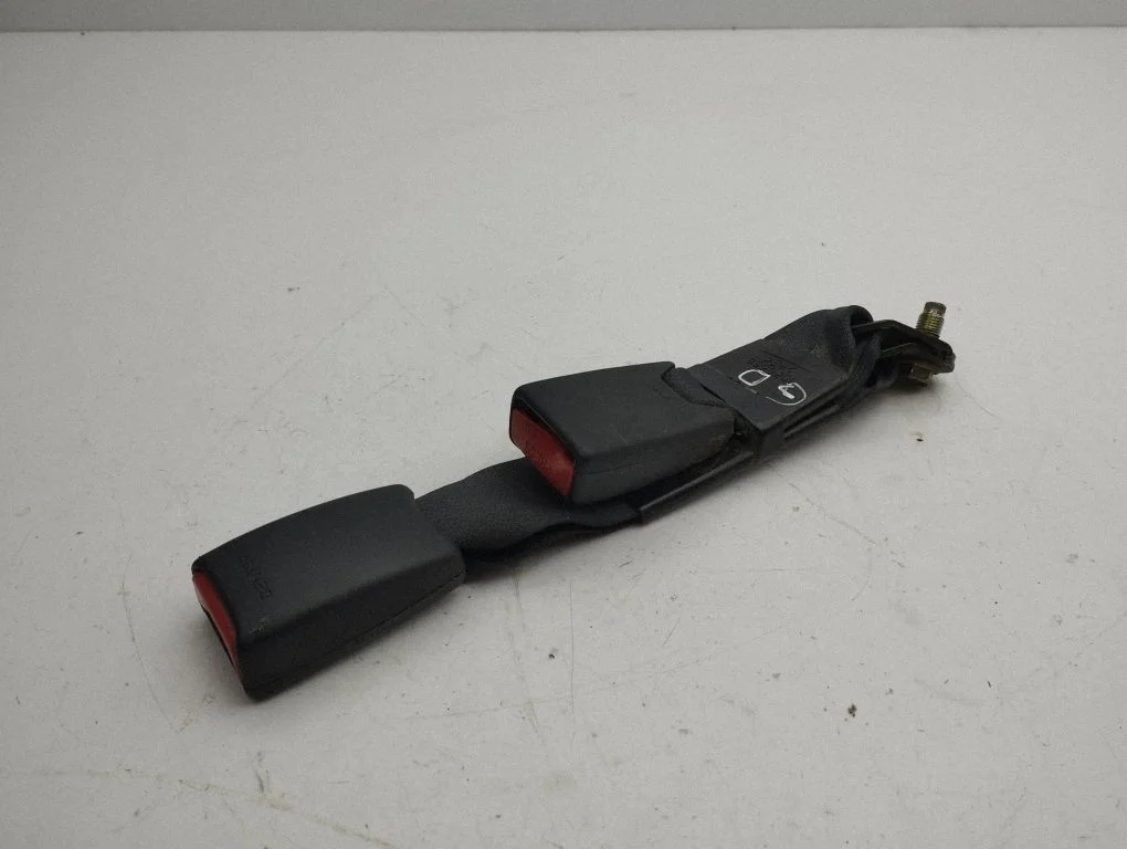 Rear seatbelt buckle – right