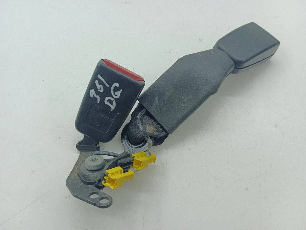 Rear seatbelt buckle A2048500469