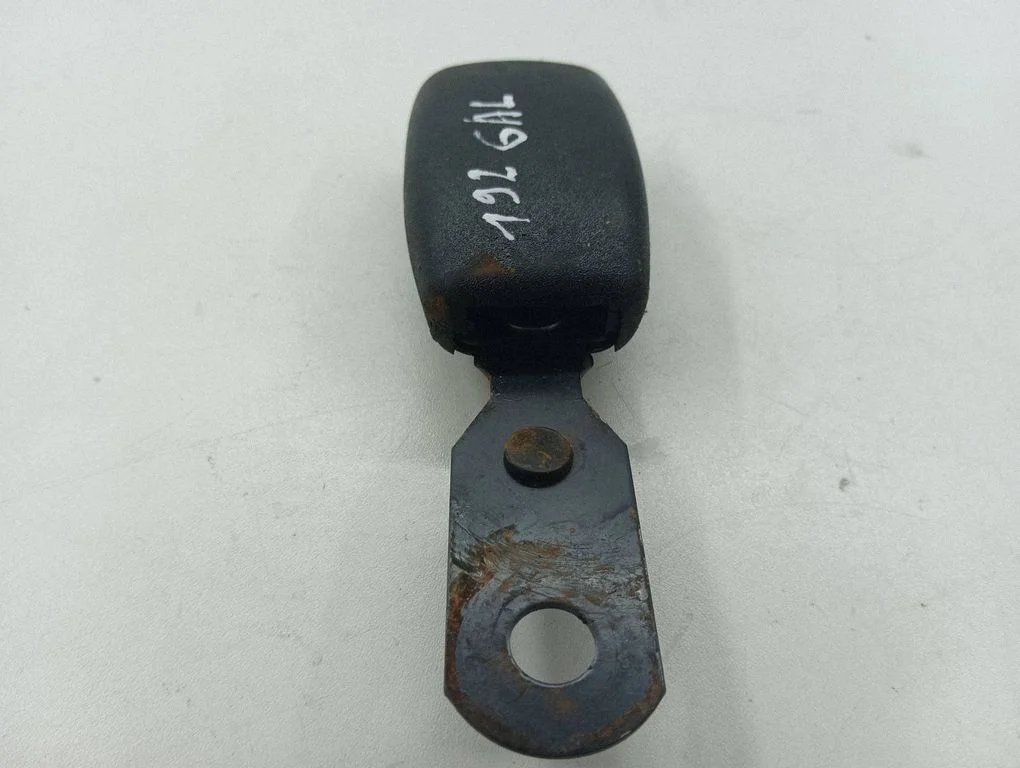 Tagumise turvavöö pannal – Chrysler Voyager (2004-2007)