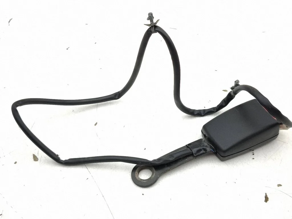 Front seatbelt buckle 021111D4P