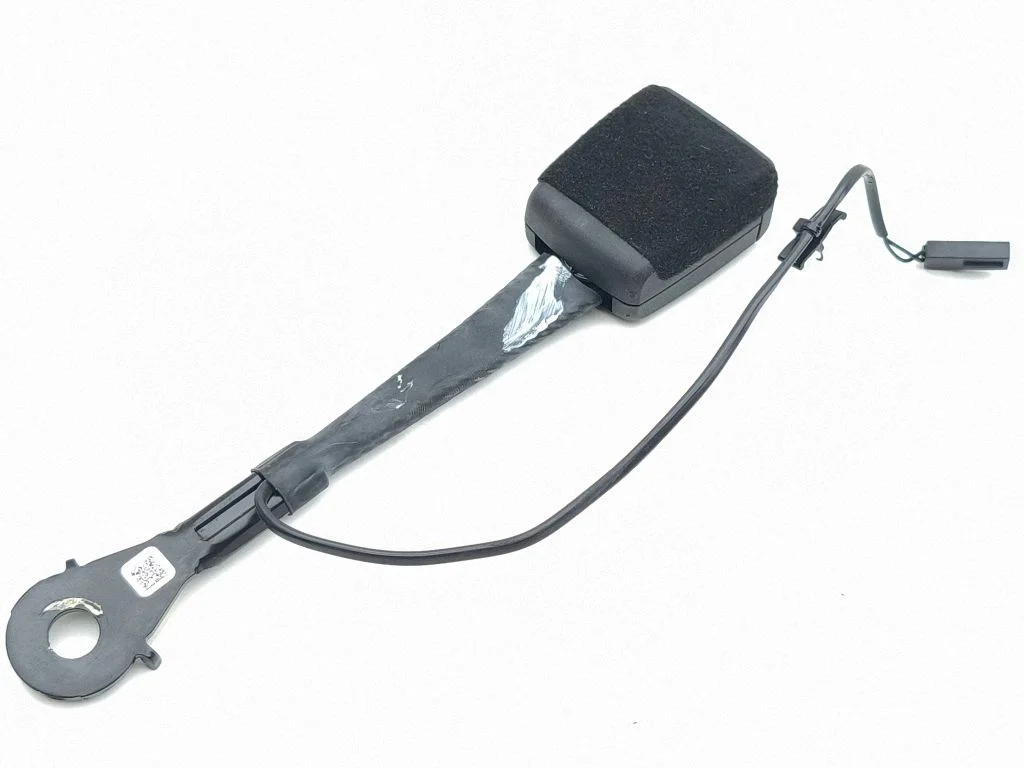 Front seatbelt buckle 8Y0857755