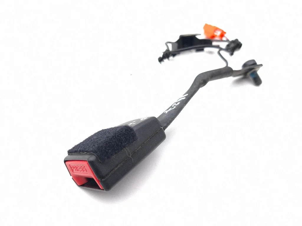 Front seatbelt buckle – Land Rover Range Rover Evoque L551 (2018-)