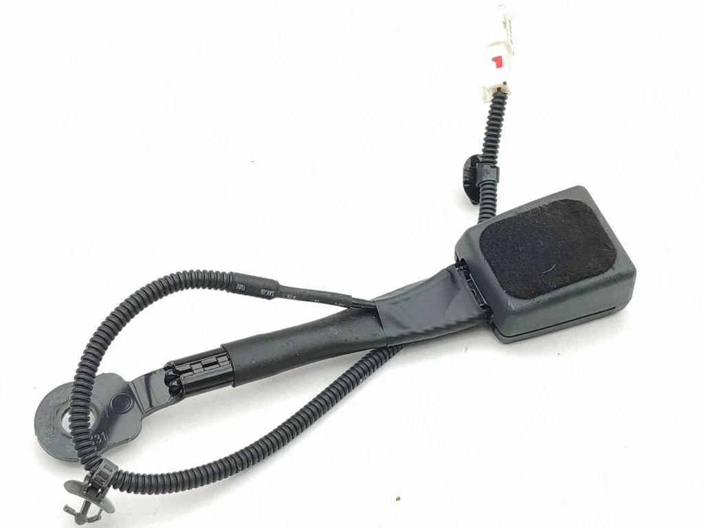 Front seatbelt buckle 88840AT200