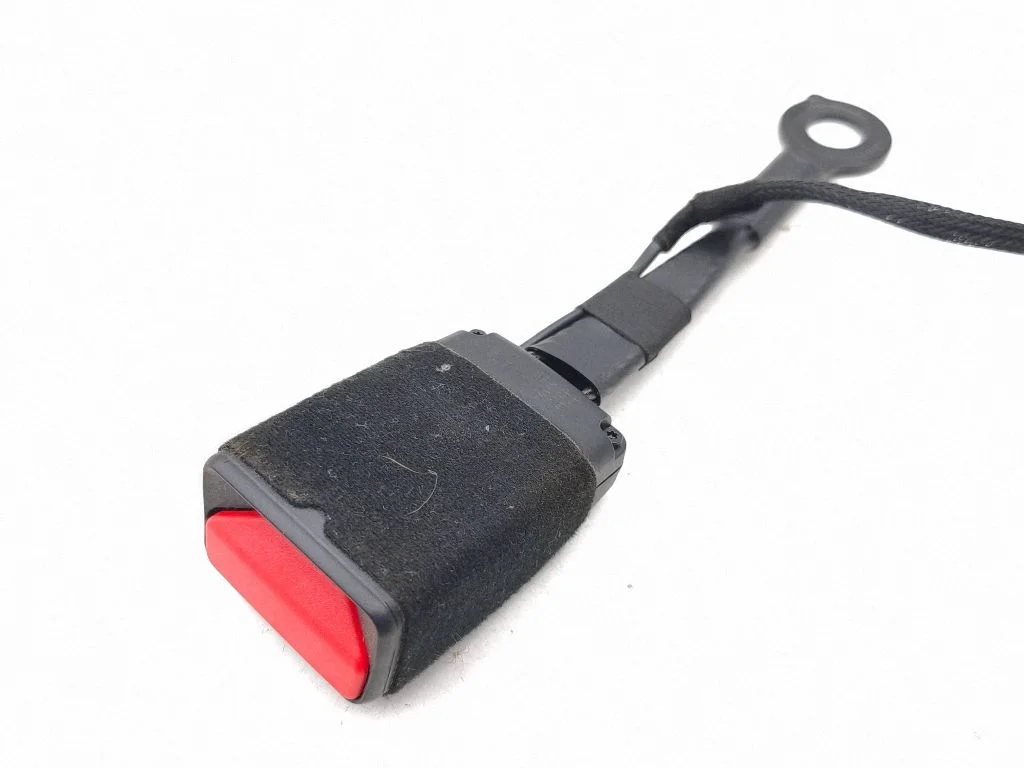 Eesmise turvavöö pannal – Peugeot 2008 II (2019-)