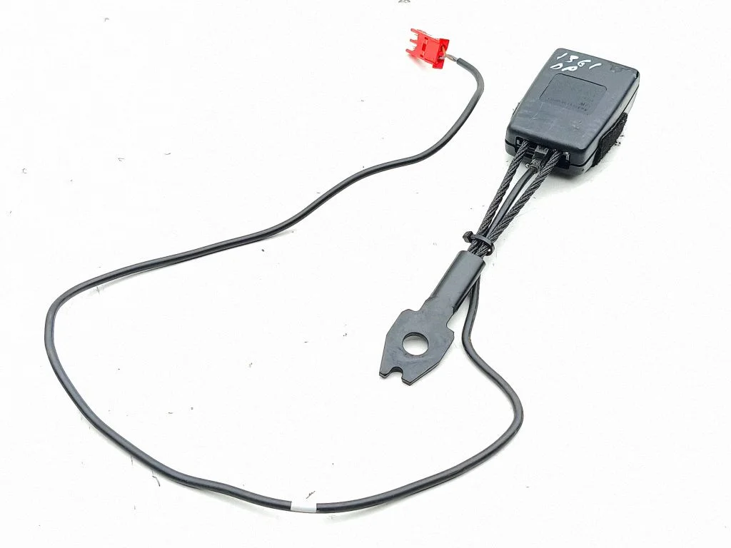 Eesmise turvavöö pannal – Mercedes-Benz A-klass W169 (2004-2012)