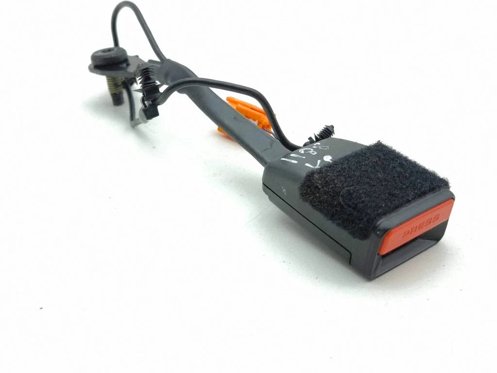 Priekšējās drošības jostas sprādze – Jaguar XE (2015-)