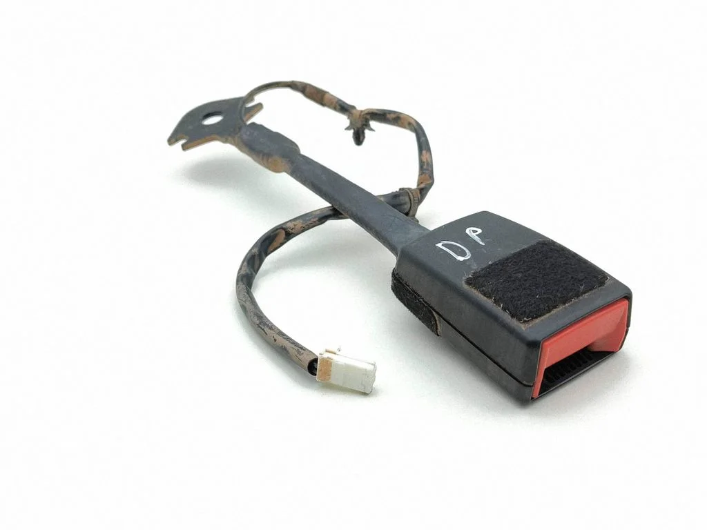 Front seatbelt buckle – Nissan Qashqai J12 (2021-)