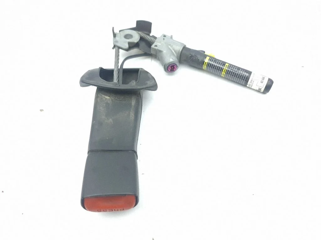 Front seatbelt buckle 04680563AC