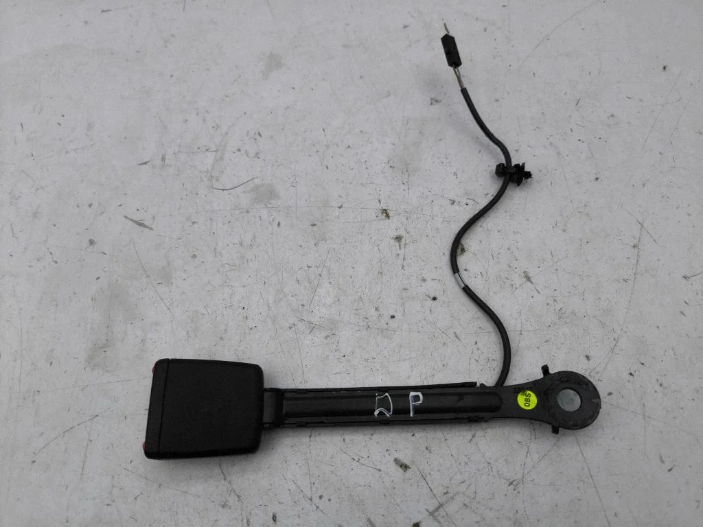 Eesmise turvavöö pannal – Audi A1 (2018-)