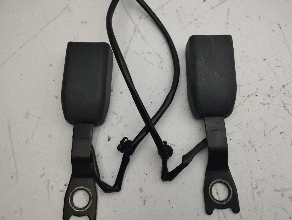 Front seatbelt buckle NSB1094