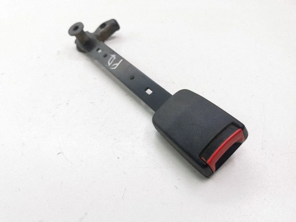 Front seatbelt buckle 3B0858472