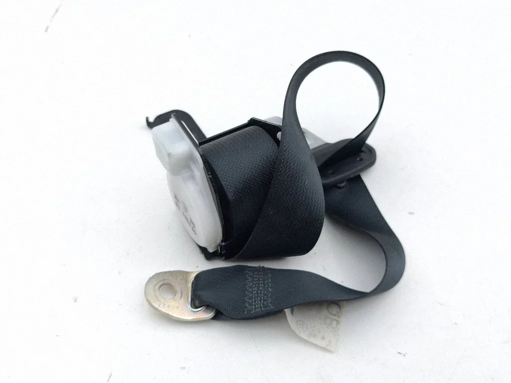Tagumine turvavöö C7194116