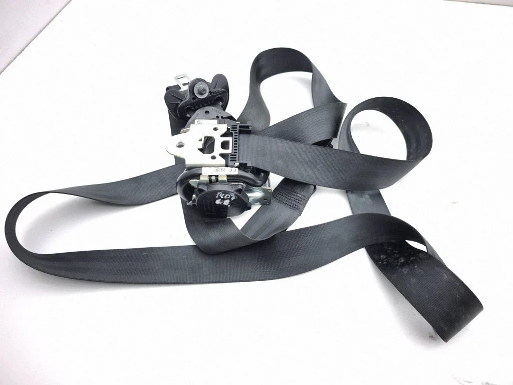 Rear seatbelt LV4BS61294BEW