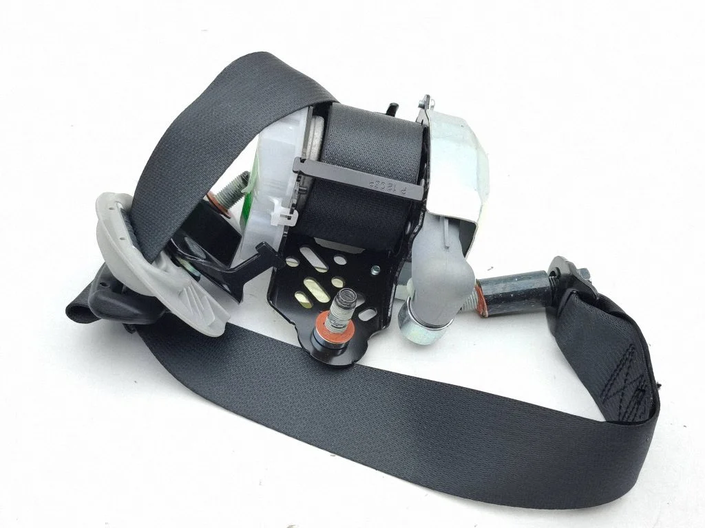 Rear seatbelt 89880Q4100WK