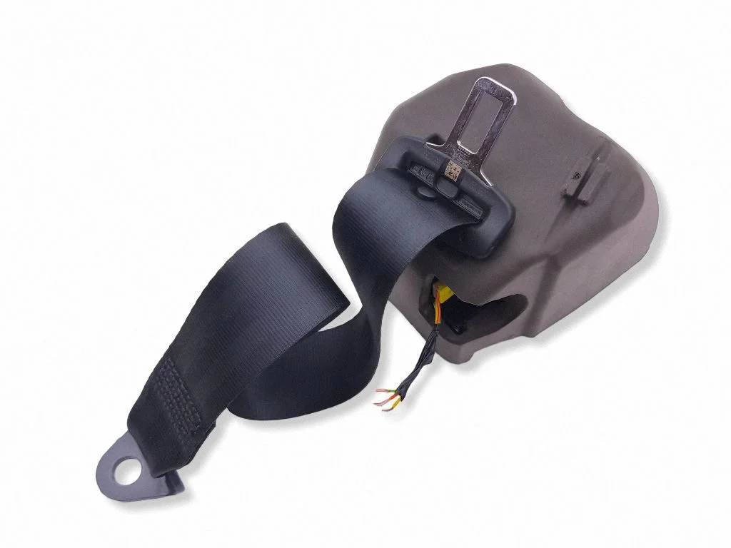 Rear seatbelt 648197500E