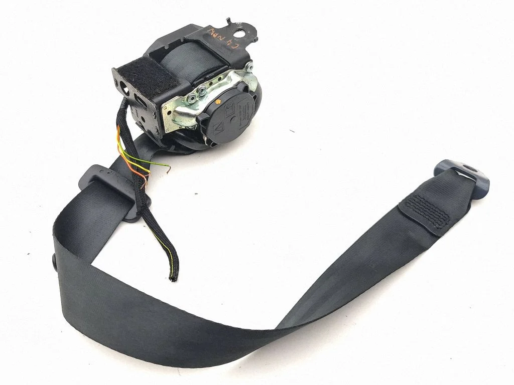 Rear seatbelt 98449361XX