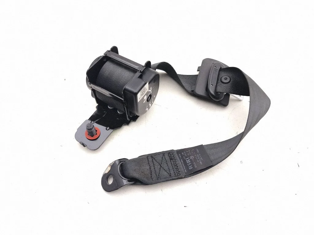 Rear seatbelt 898102T000VA