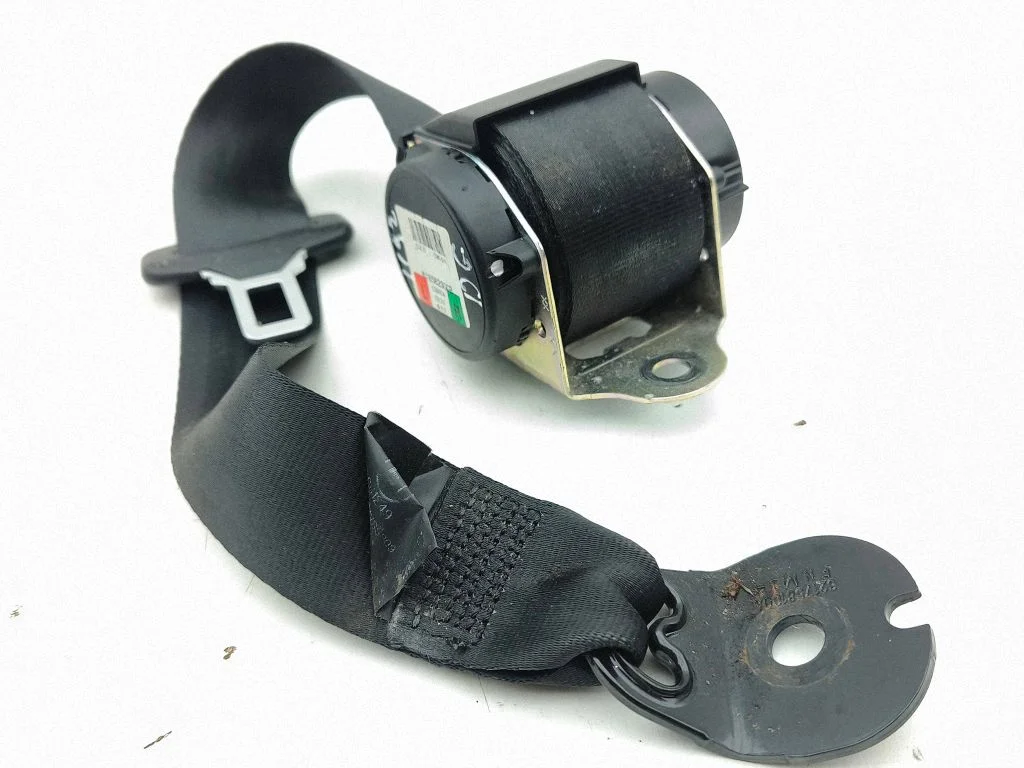 Rear seatbelt – Land Rover Evoque I (2011-2018)
