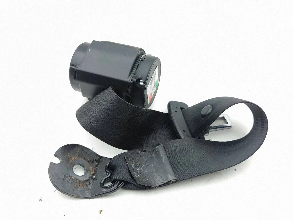 Rear seatbelt – Land Rover Evoque I (2011-2018)