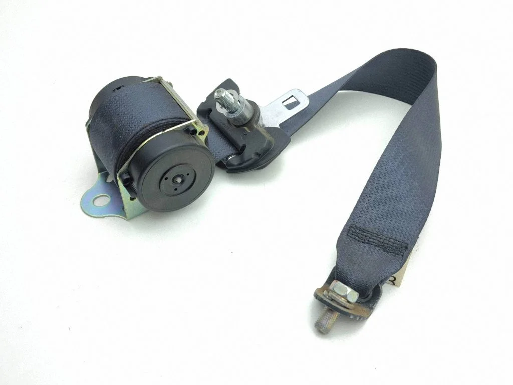 Rear seatbelt 607677500E