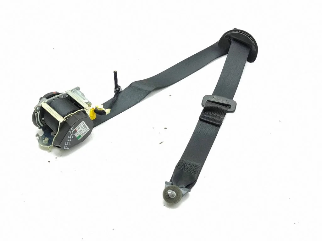Rear seatbelt 2806P1004023
