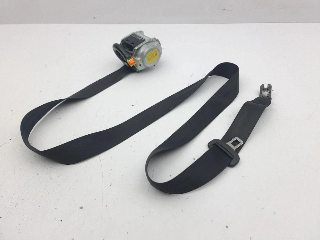 Rear seatbelt 3G0857737DE