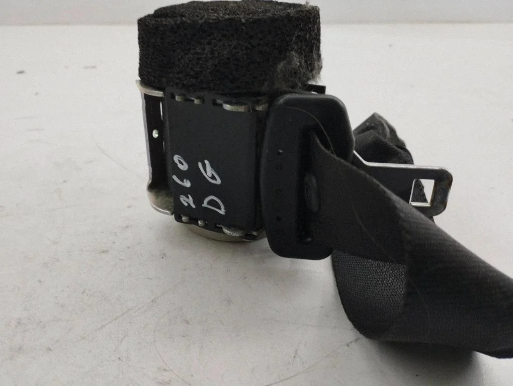Tagumine turvavöö 4M51A611B