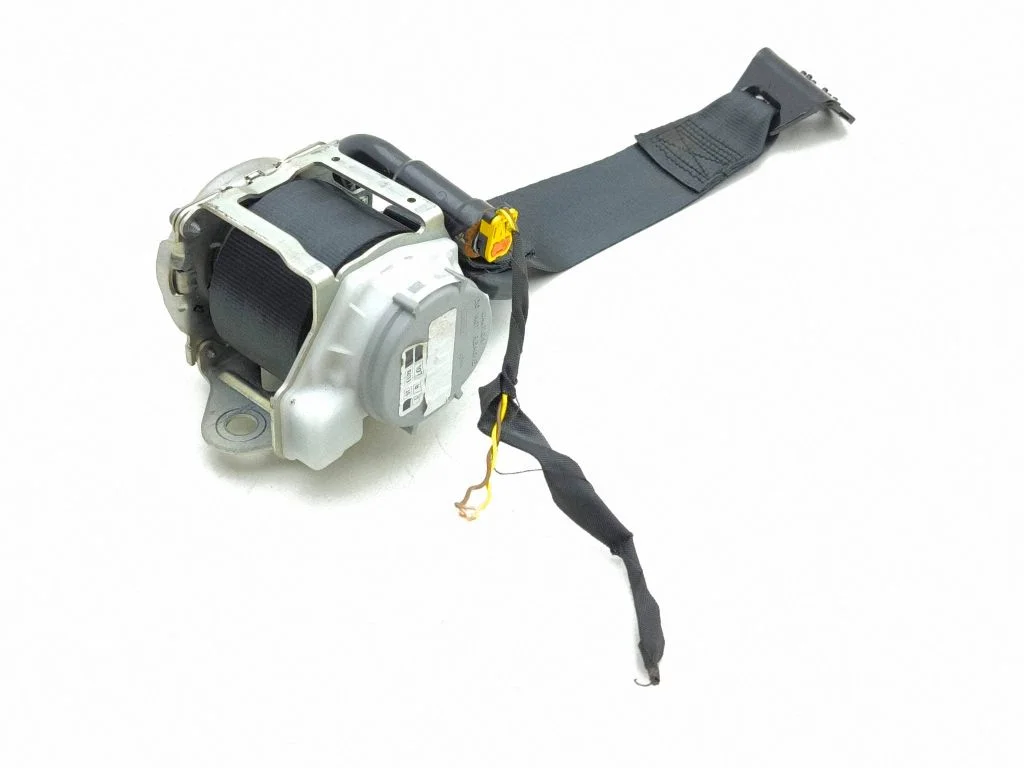 Aizmugurējā drošības josta 6F0857805