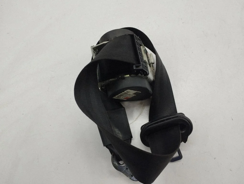 Rear seatbelt 606669600